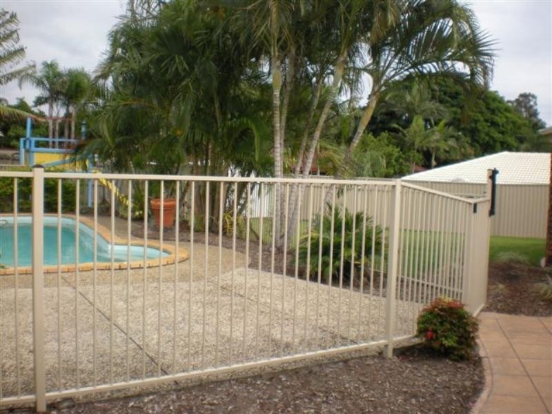 106 Mildura Drive, Helensvale QLD 4212