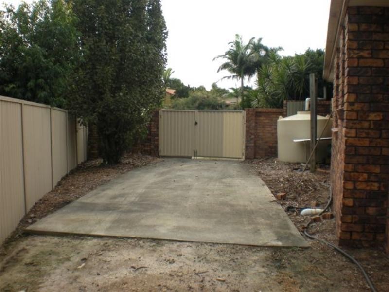 106 Mildura Drive, Helensvale QLD 4212