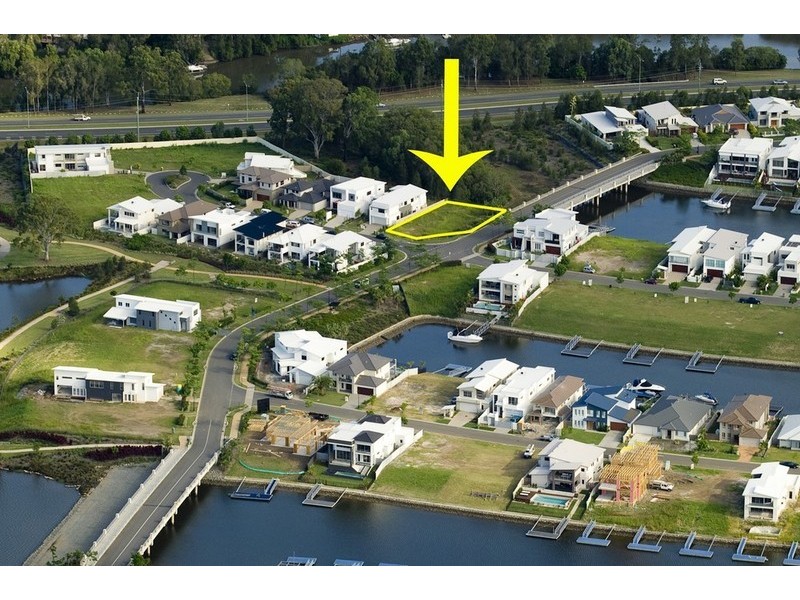 1 Fleetwood Court, Helensvale QLD 4212