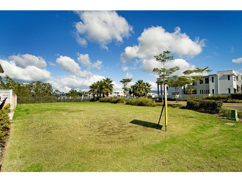 1 Fleetwood Court, Helensvale QLD 4212