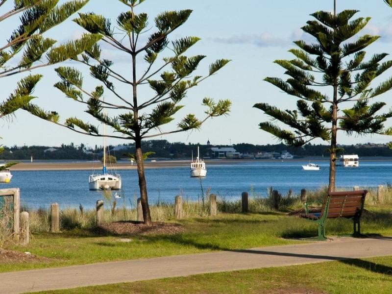 13/414 Marine Parade, Biggera Waters QLD 4216