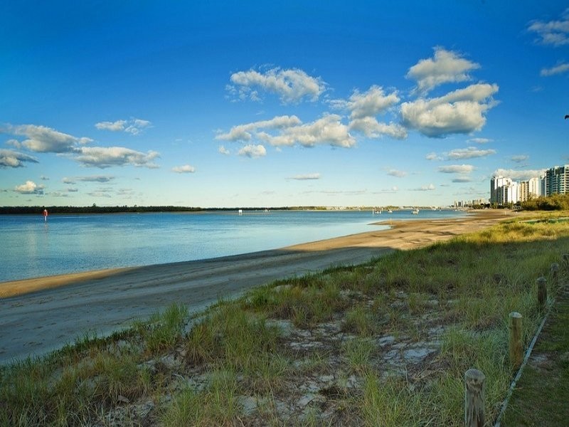 13/414 Marine Parade, Biggera Waters QLD 4216