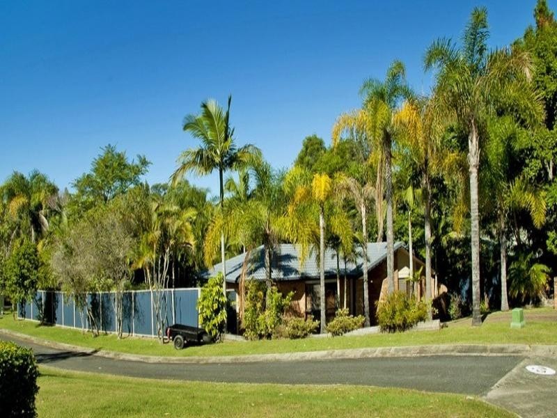 19 Rosedale Place, Helensvale QLD 4212