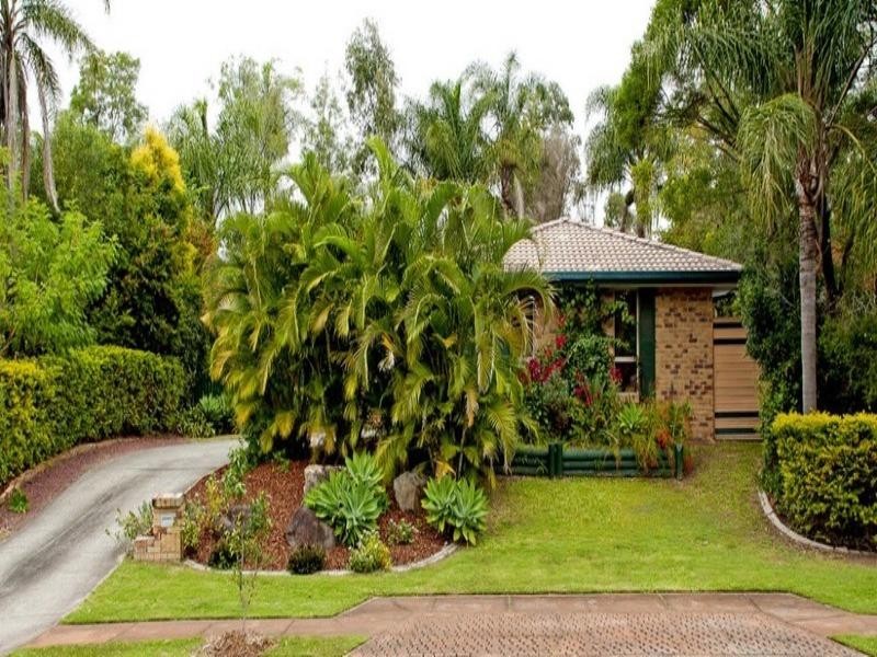 16 Village Way, Oxenford QLD 4210