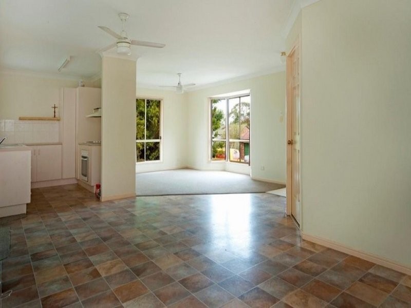 5 Guy Lane, Oxenford QLD 4210