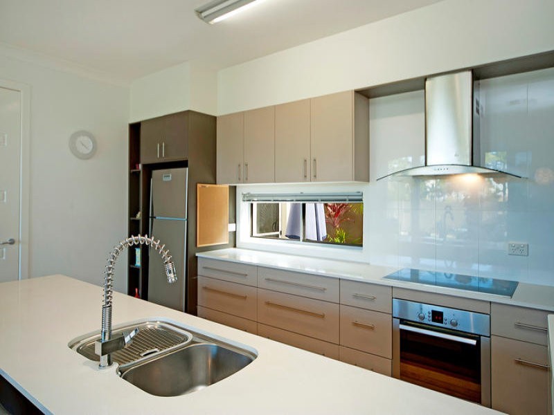 1/4024 Quayside, Benowa QLD 4217