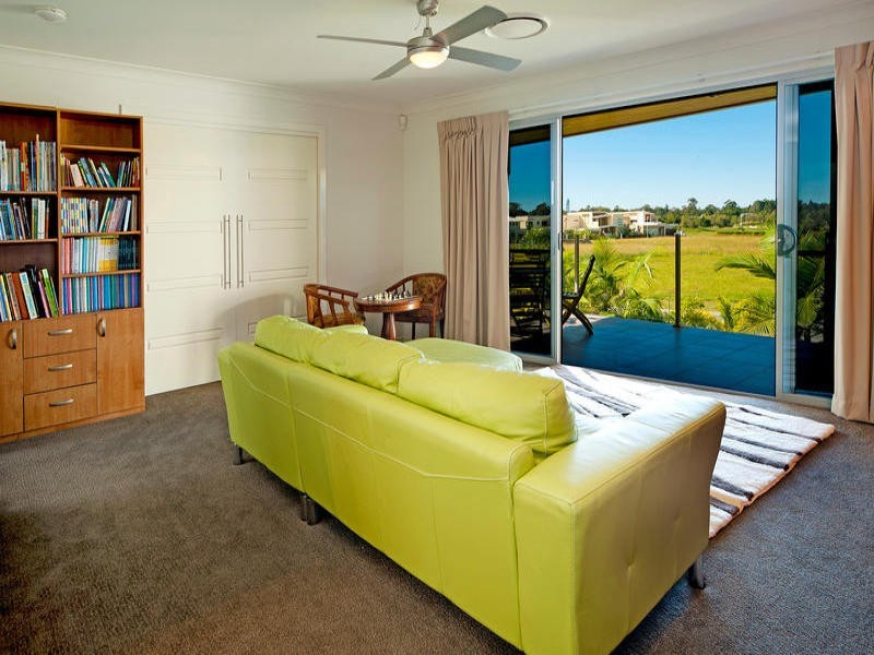 1/4024 Quayside, Benowa QLD 4217