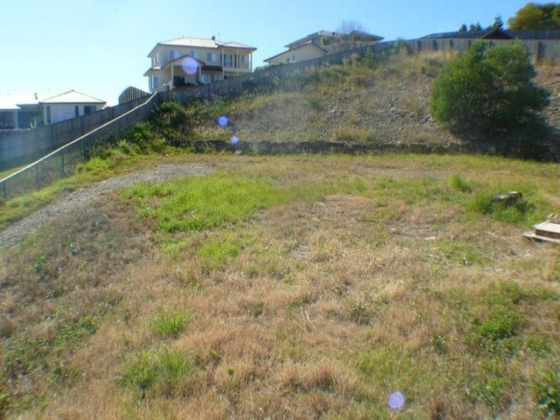 32 Wellers Street, Pacific Pines QLD 4211