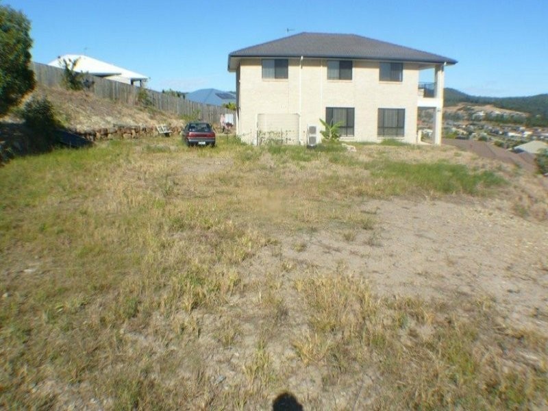 32 Wellers Street, Pacific Pines QLD 4211