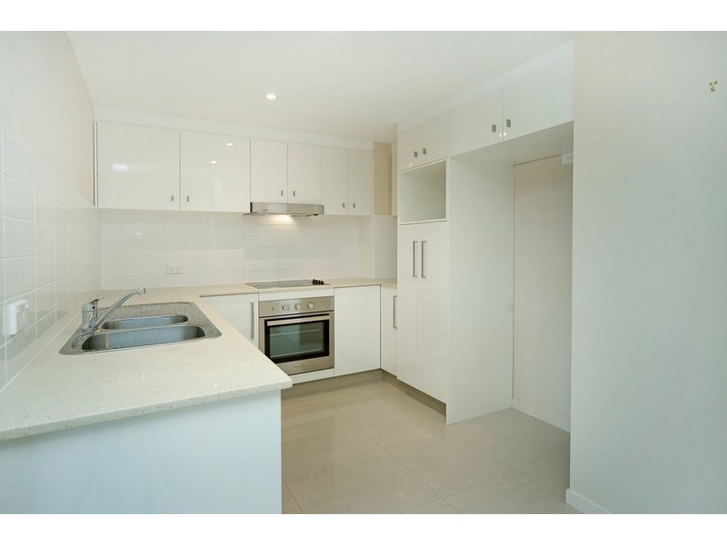 10/24 Parker Street, Labrador QLD 4215