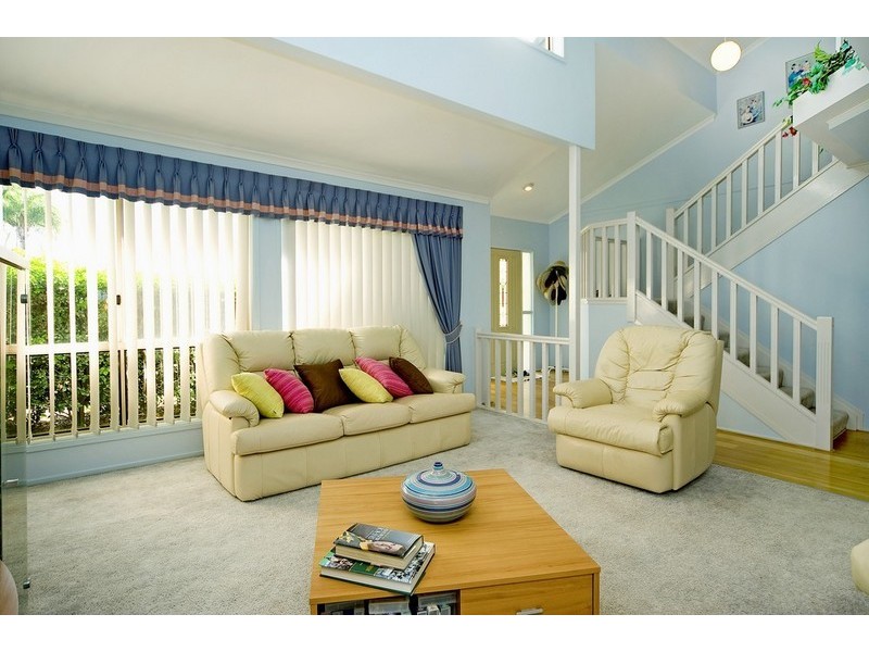 15 Katoomba Court, Helensvale QLD 4212