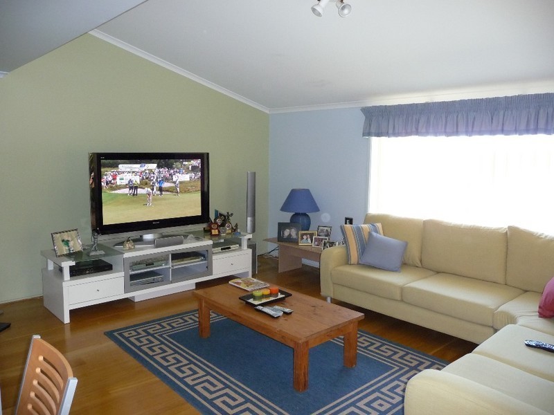 15 Katoomba Court, Helensvale QLD 4212