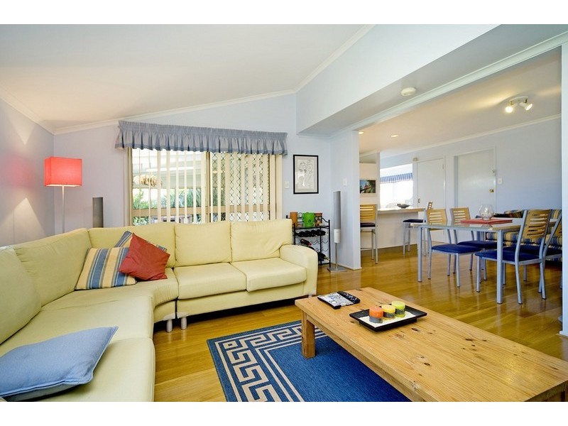 15 Katoomba Court, Helensvale QLD 4212