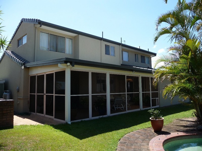 15 Katoomba Court, Helensvale QLD 4212