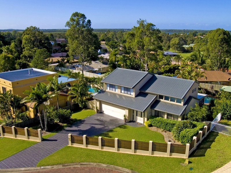 15 Katoomba Court, Helensvale QLD 4212