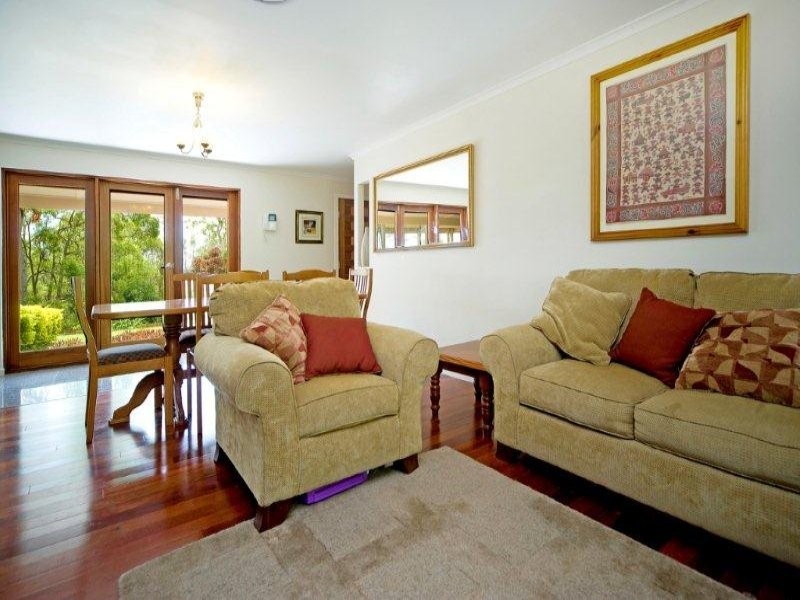 13A Uplands Drive, Parkwood QLD 4214