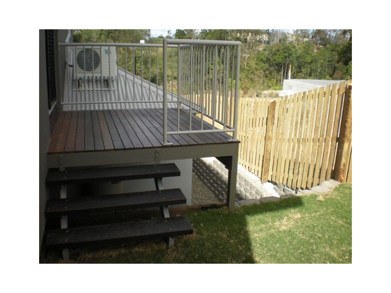 37 Saltwater Boulevard, Oxenford QLD 4210