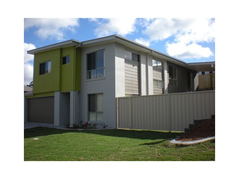 37 Saltwater Boulevard, Oxenford QLD 4210