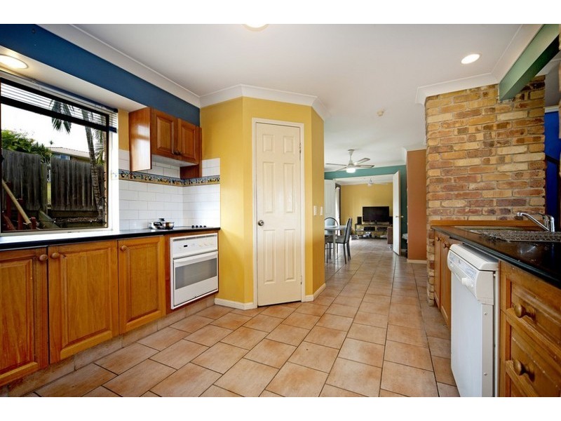 53 Lismore Drive, Helensvale QLD 4212