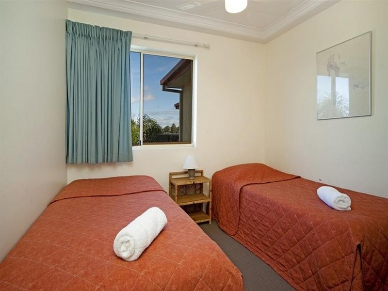 23/418 Marine Parade, Biggera Waters QLD 4216