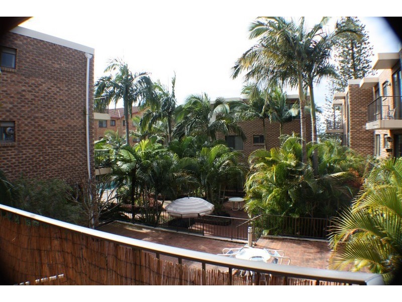 Biggera Waters QLD 4216