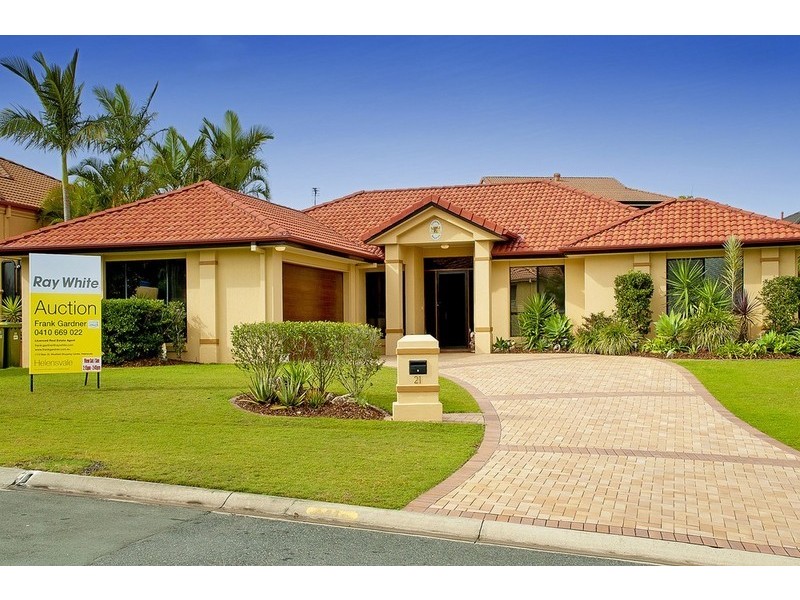 21 Nottinghill Gate Drive, Arundel QLD 4214