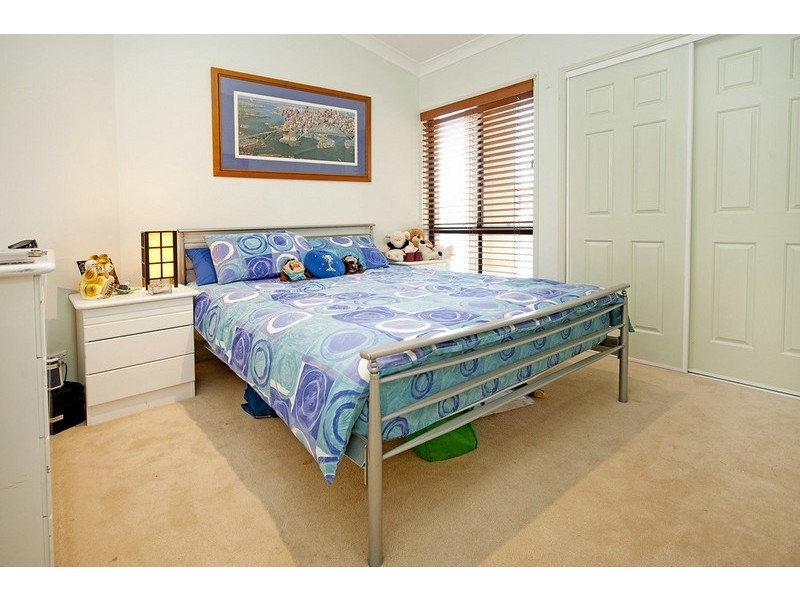 21 Nottinghill Gate Drive, Arundel QLD 4214