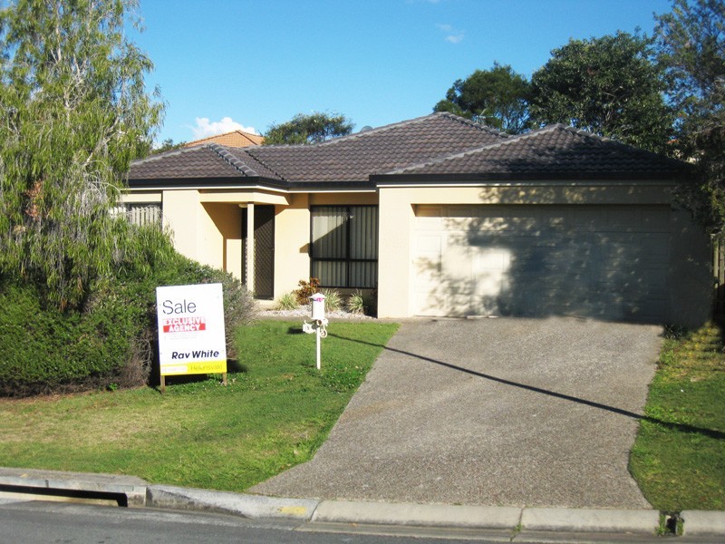 15 Etelka Way, Arundel QLD 4214