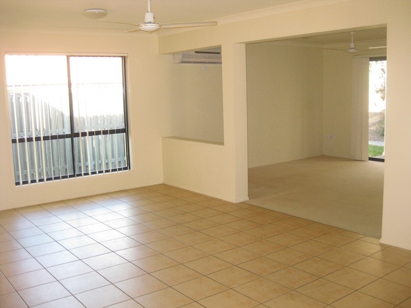 15 Etelka Way, Arundel QLD 4214