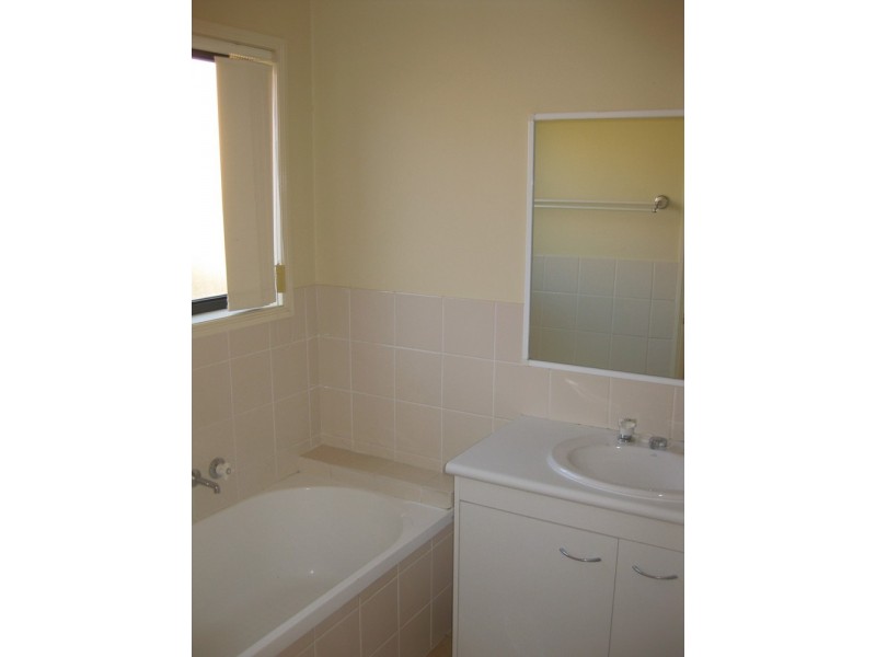 15 Etelka Way, Arundel QLD 4214