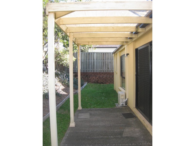 15 Etelka Way, Arundel QLD 4214