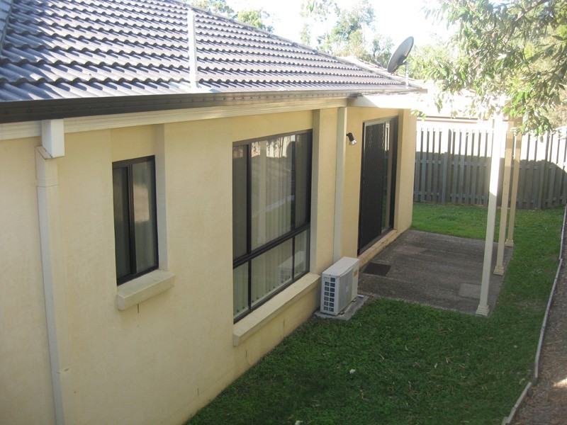 15 Etelka Way, Arundel QLD 4214