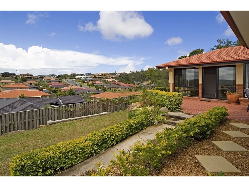 6 Cope Place, Pacific Pines QLD 4211