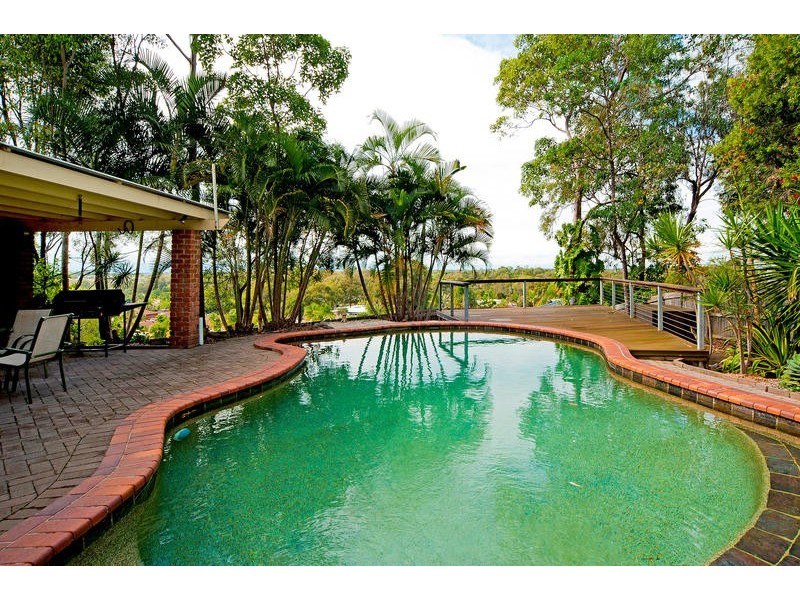 16 Cannington Place, Helensvale QLD 4212