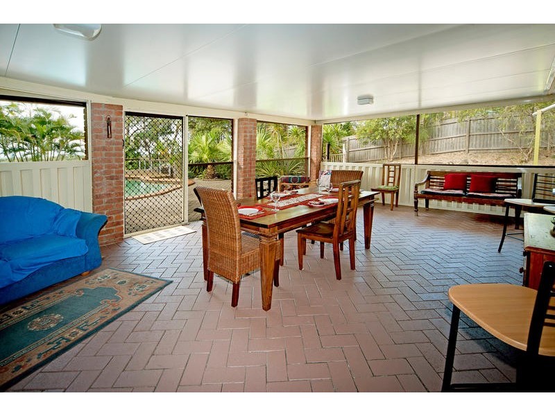 16 Cannington Place, Helensvale QLD 4212