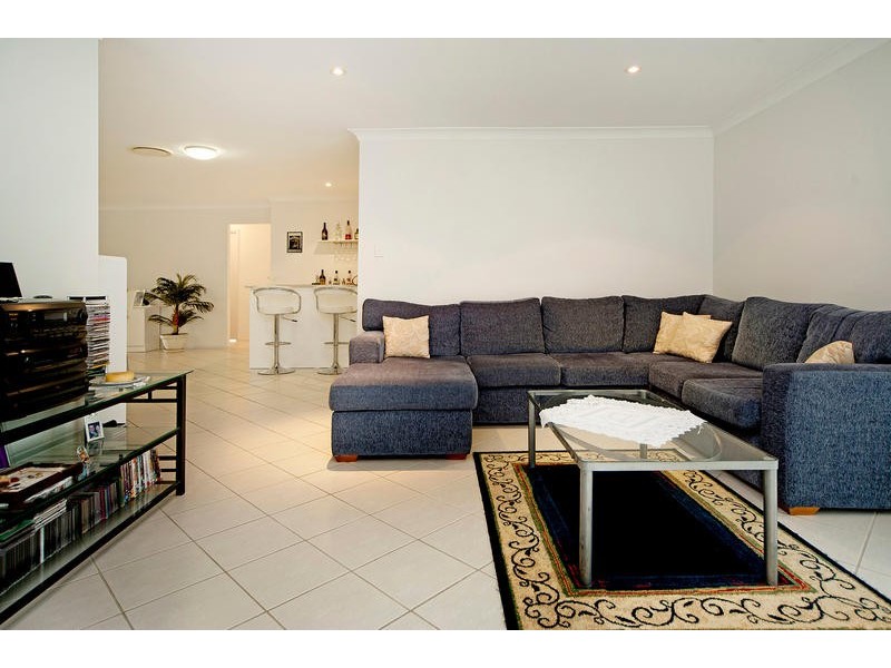 4 Tandanus Court, Oxenford QLD 4210