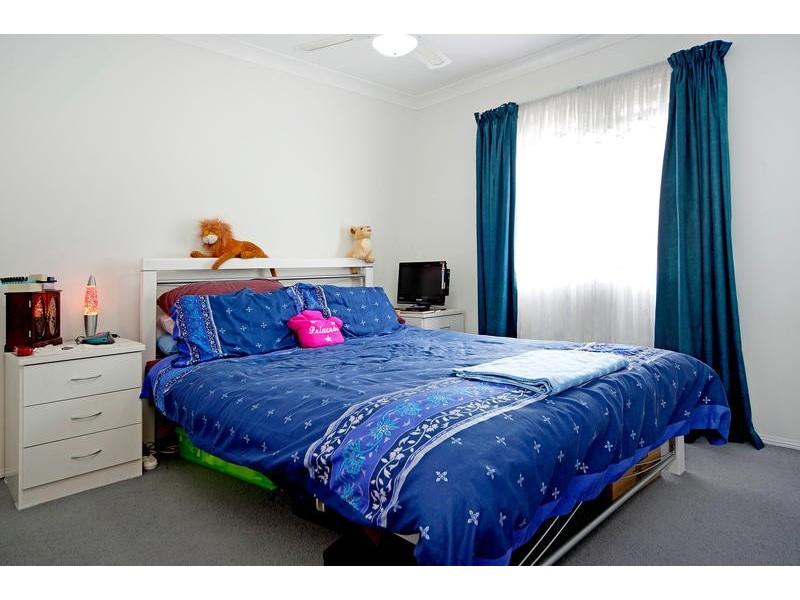 4 Tandanus Court, Oxenford QLD 4210