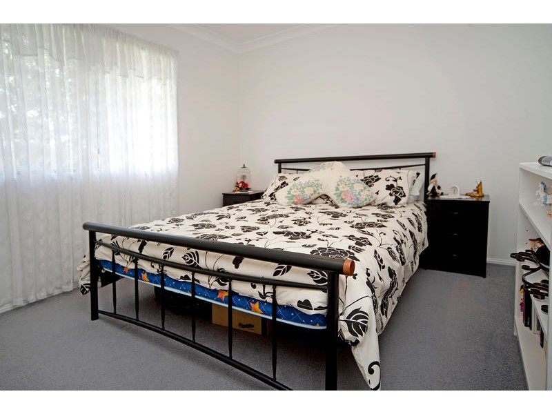 4 Tandanus Court, Oxenford QLD 4210