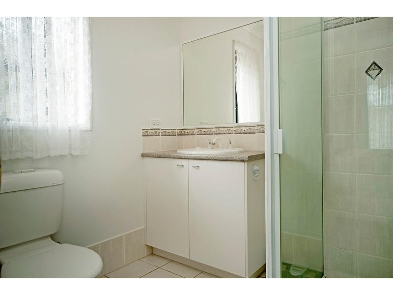 4 Tandanus Court, Oxenford QLD 4210