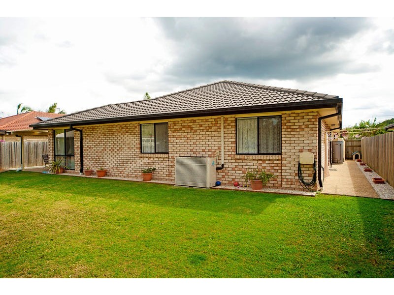 4 Tandanus Court, Oxenford QLD 4210