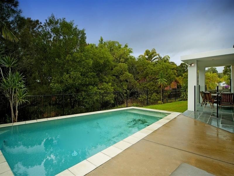 36 Gippsland Drive, Helensvale QLD 4212