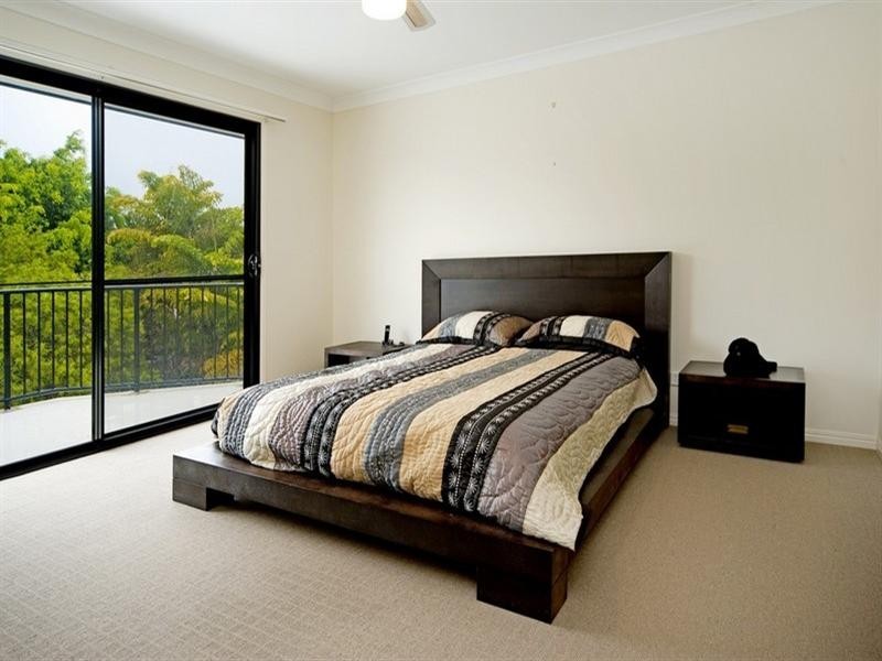 36 Gippsland Drive, Helensvale QLD 4212