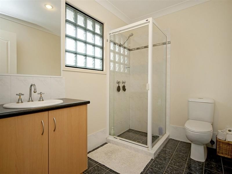 36 Gippsland Drive, Helensvale QLD 4212