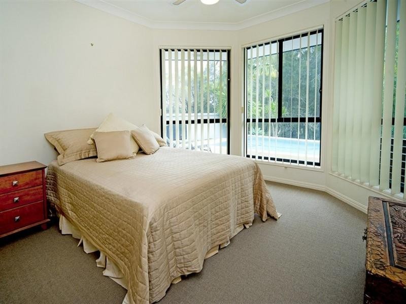 36 Gippsland Drive, Helensvale QLD 4212