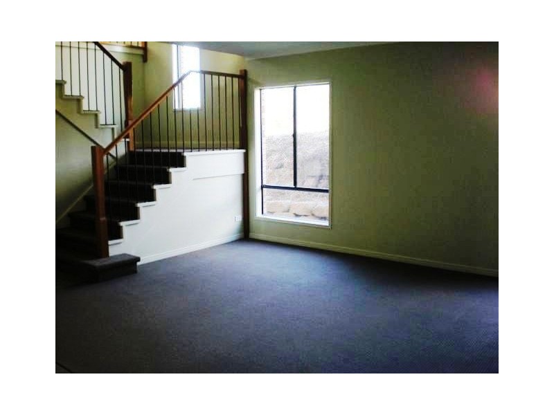 Pacific Pines QLD 4211