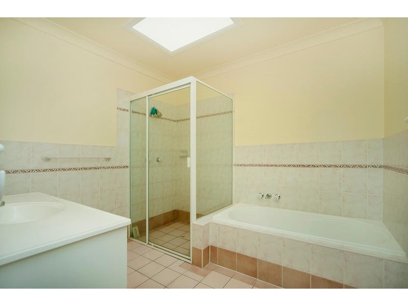 2/4 Koala Town Road, Upper Coomera QLD 4209