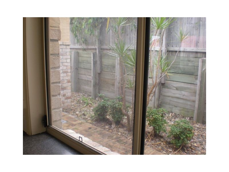 97 Lindfield Road, Helensvale QLD 4212