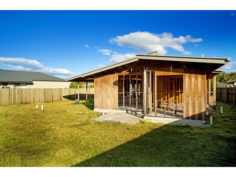 6 Lillypilly Court, Helensvale QLD 4212