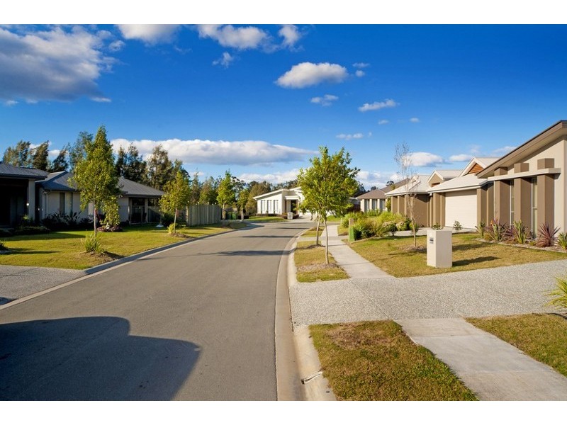 6 Lillypilly Court, Helensvale QLD 4212