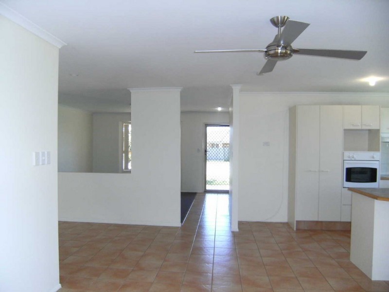 7 Hollyfern Court, Oxenford QLD 4210